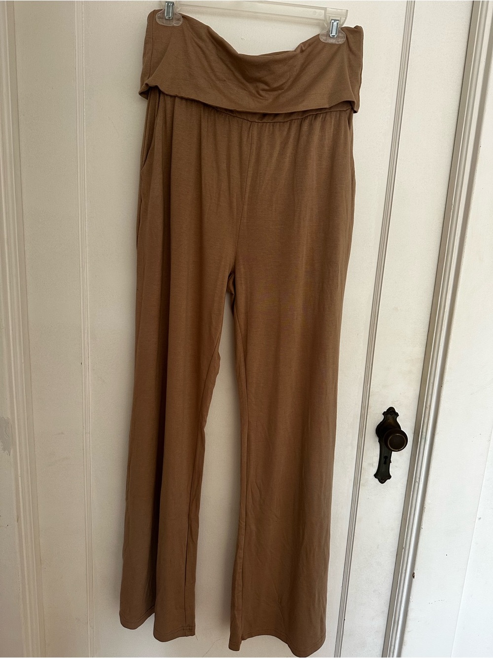 Fold-Over Wide-Leg Pants in light Brown